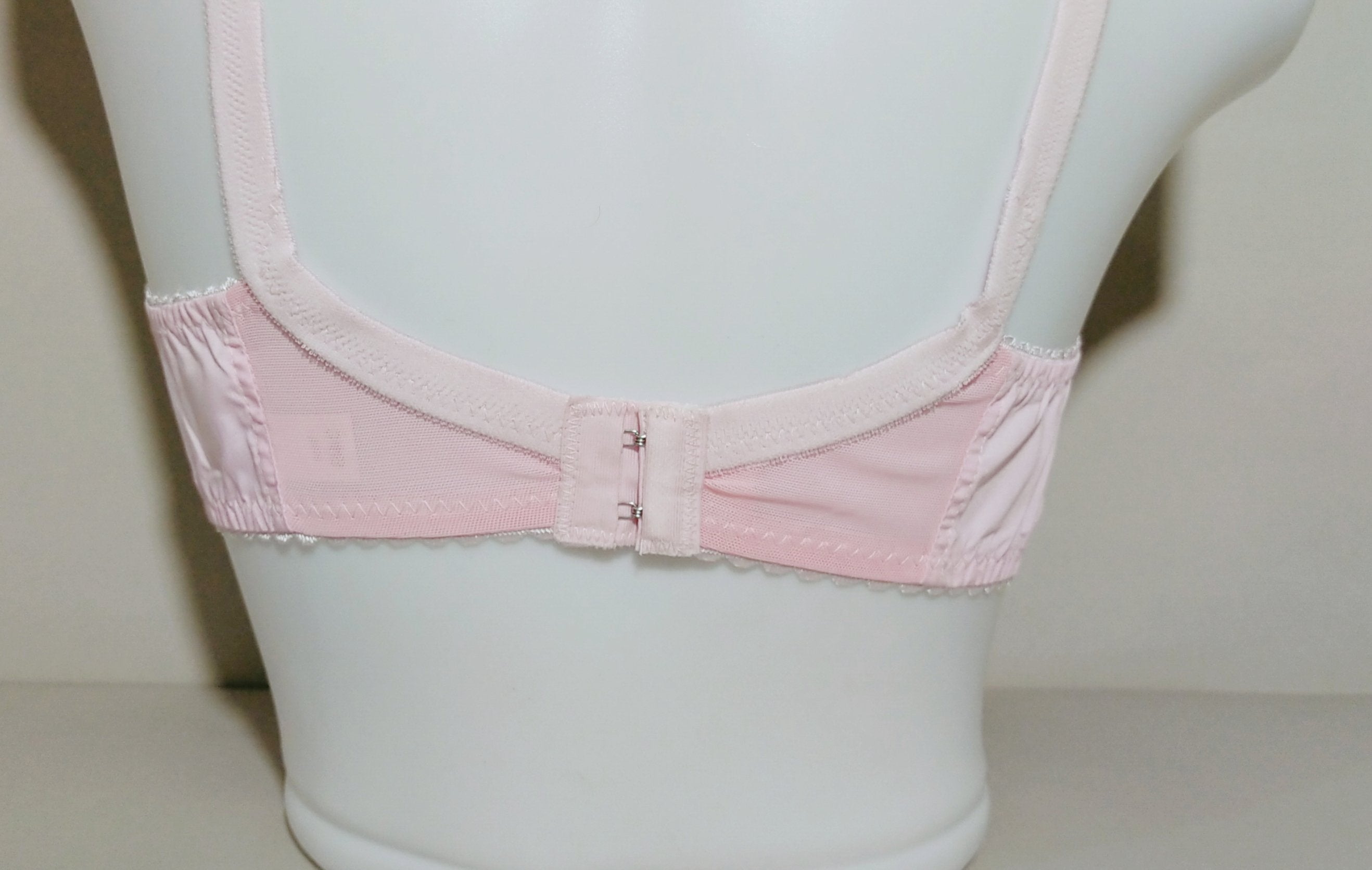 Buy Zivosis Women Pink Cotton Blend T-Shirt Non Padded Bra (40B